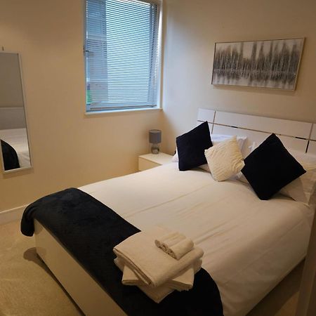Comfy Spacious Apartment In Canary Wharf Londyn Zewnętrze zdjęcie
