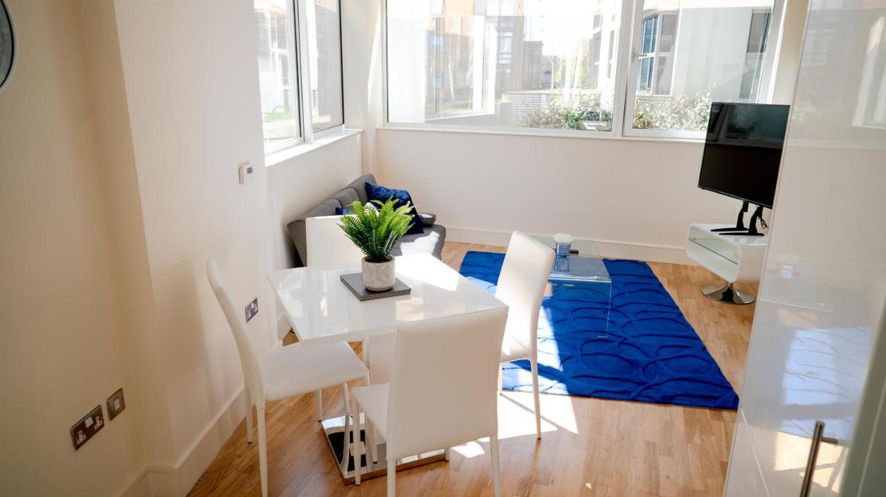 Comfy Spacious Apartment In Canary Wharf Londyn Zewnętrze zdjęcie