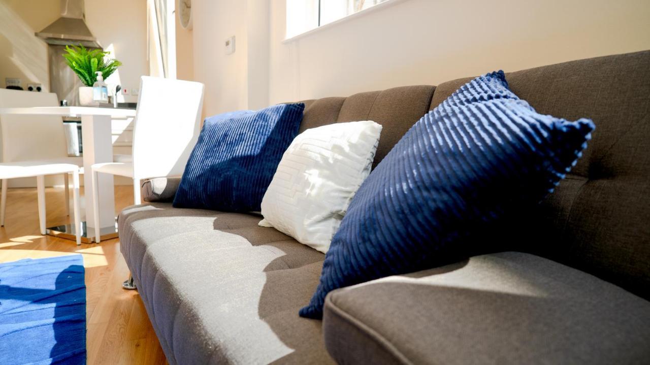 Comfy Spacious Apartment In Canary Wharf Londyn Zewnętrze zdjęcie