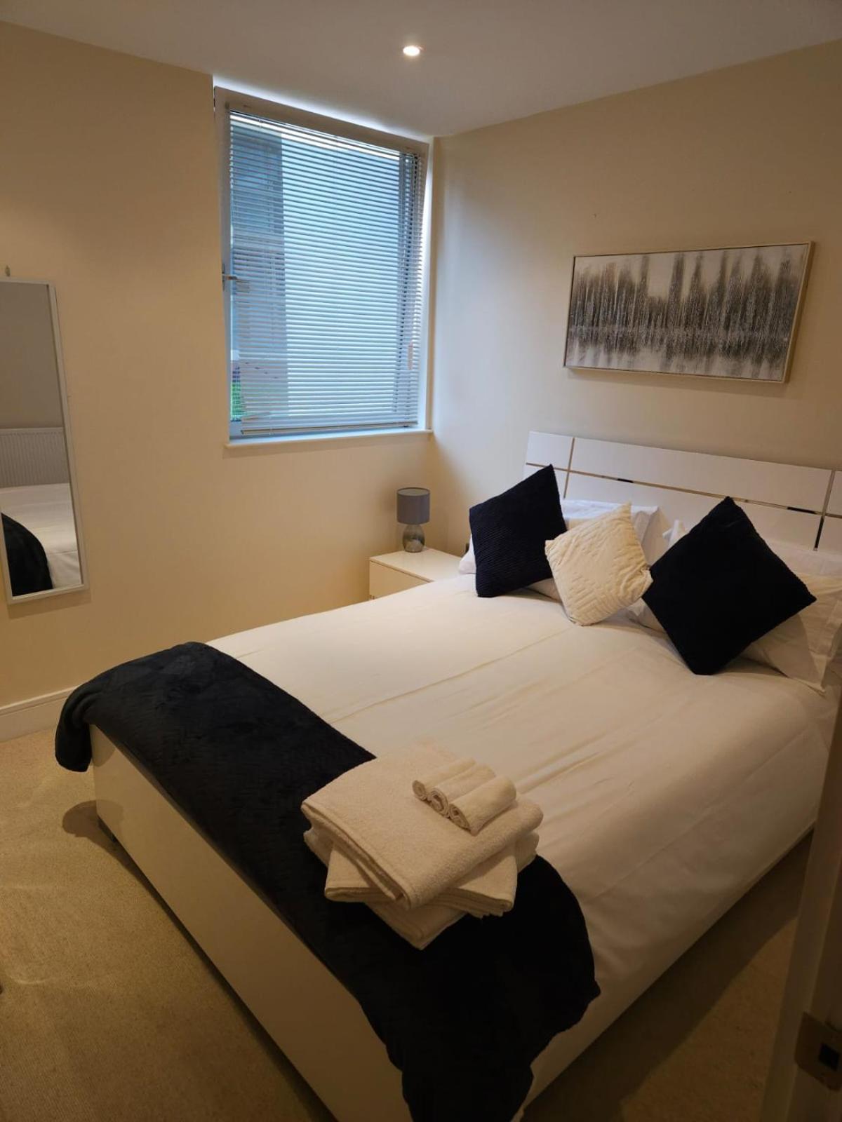 Comfy Spacious Apartment In Canary Wharf Londyn Zewnętrze zdjęcie